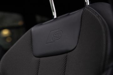 Voertuigafbeelding 21