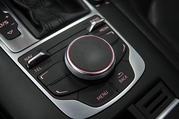 Voertuigafbeelding 17