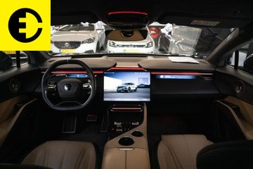 Voertuigafbeelding 23