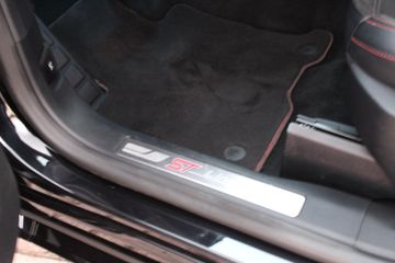 Voertuigafbeelding 32