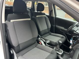 Voertuigafbeelding 5