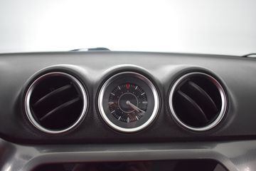 Voertuigafbeelding 35