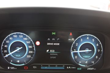 Voertuigafbeelding 12