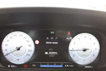 Voertuigafbeelding 13