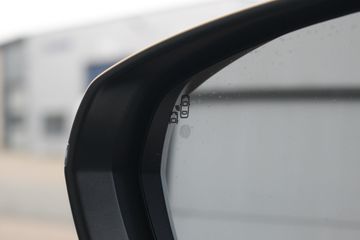 Voertuigafbeelding 37