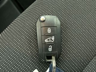 Voertuigafbeelding 28