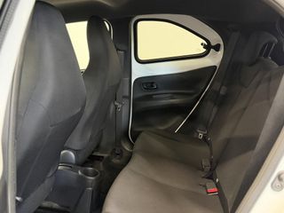 Voertuigafbeelding 9