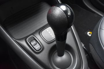 Voertuigafbeelding 10