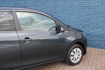 Voertuigafbeelding 8