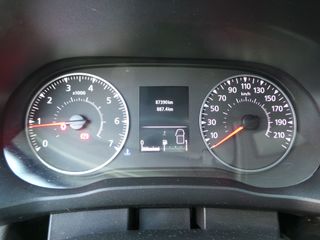 Voertuigafbeelding 12