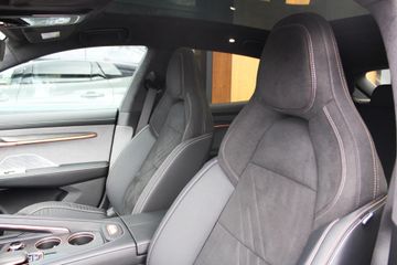 Voertuigafbeelding 32