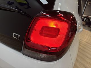 Voertuigafbeelding 10