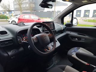 Voertuigafbeelding 3