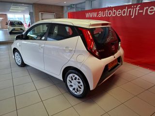 Voertuigafbeelding 2