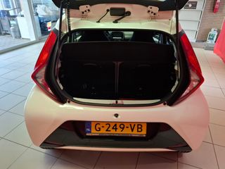 Voertuigafbeelding 3