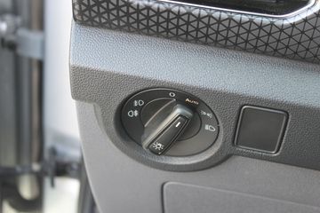 Voertuigafbeelding 16