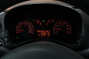 Voertuigafbeelding 2