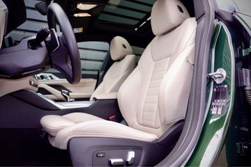 Voertuigafbeelding 17