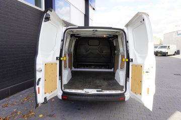 Voertuigafbeelding 6