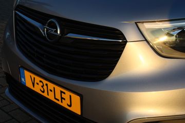 Voertuigafbeelding 7