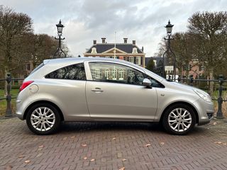 Voertuigafbeelding 3