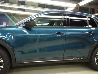 Voertuigafbeelding 12