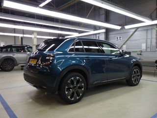 Voertuigafbeelding 2