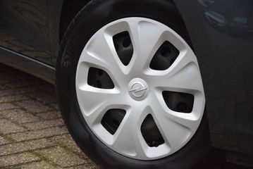 Voertuigafbeelding 6