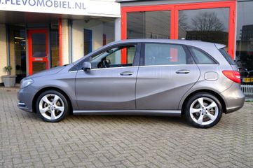 Voertuigafbeelding 24