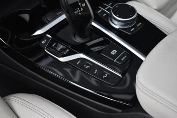 Voertuigafbeelding 25