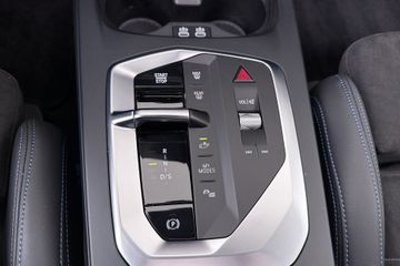 Voertuigafbeelding 34