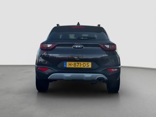 Voertuigafbeelding 6