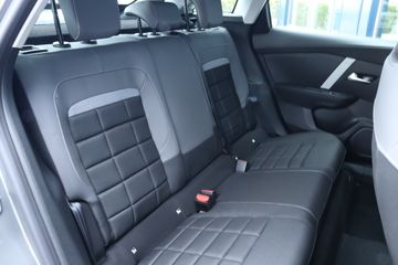 Voertuigafbeelding 26