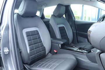 Voertuigafbeelding 3