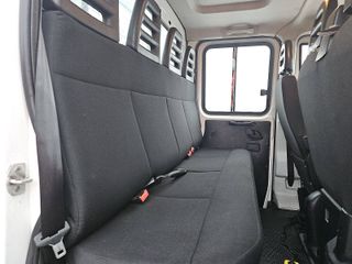 Voertuigafbeelding 12