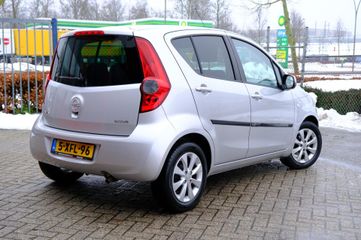 Voertuigafbeelding 2