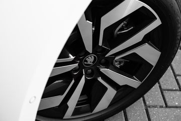 Voertuigafbeelding 6