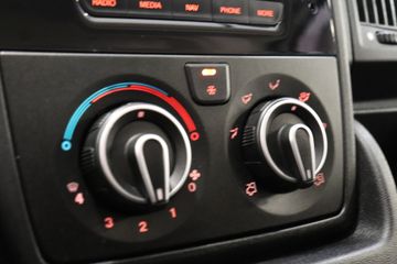 Voertuigafbeelding 12