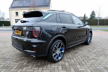 Voertuigafbeelding 6