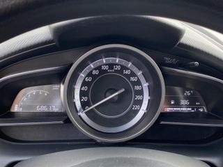 Voertuigafbeelding 6