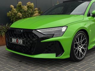 Voertuigafbeelding 9