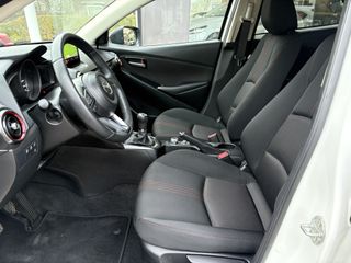 Voertuigafbeelding 7