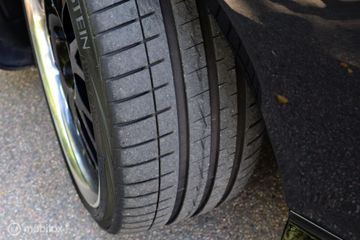 Voertuigafbeelding 24