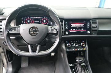 Voertuigafbeelding 12