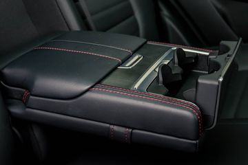 Voertuigafbeelding 13