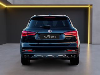 Voertuigafbeelding 3