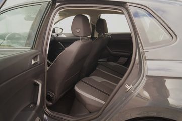 Voertuigafbeelding 7