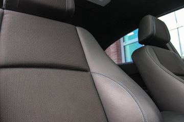 Voertuigafbeelding 16