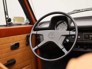 Voertuigafbeelding 68