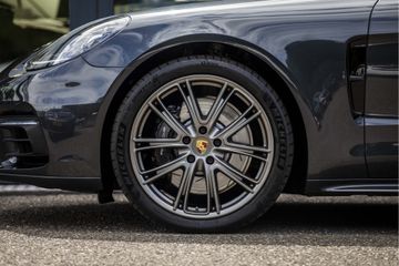 Voertuigafbeelding 8